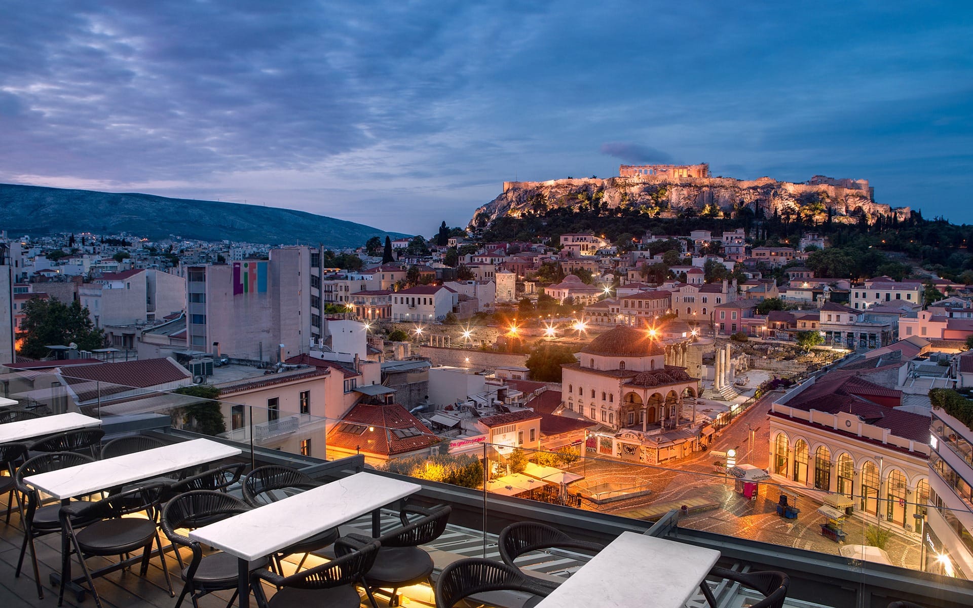 Rooftopbar in Athene: A for Athens Cocktail Bar