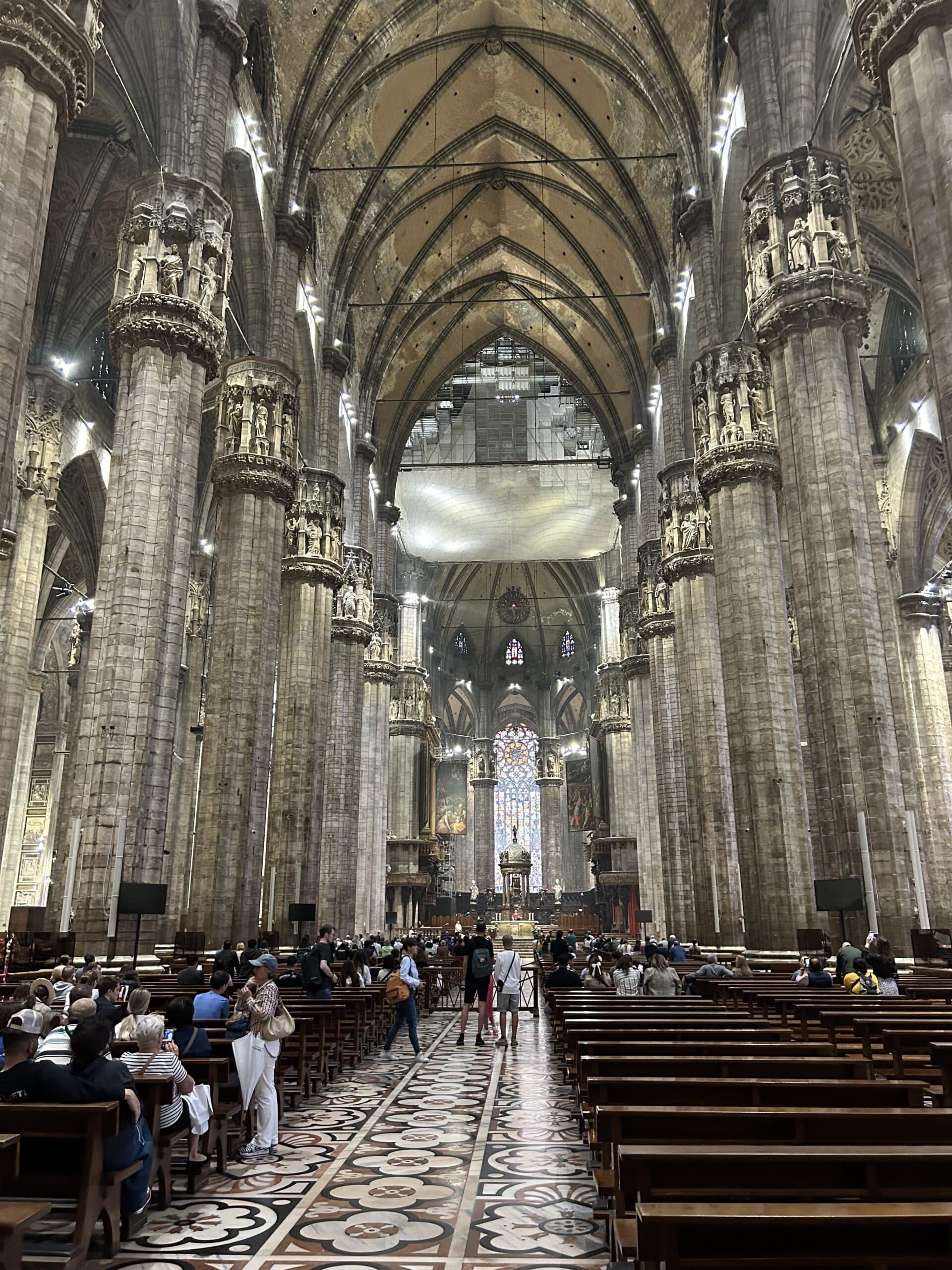 Duomo Milan Kathedraal binnenkant