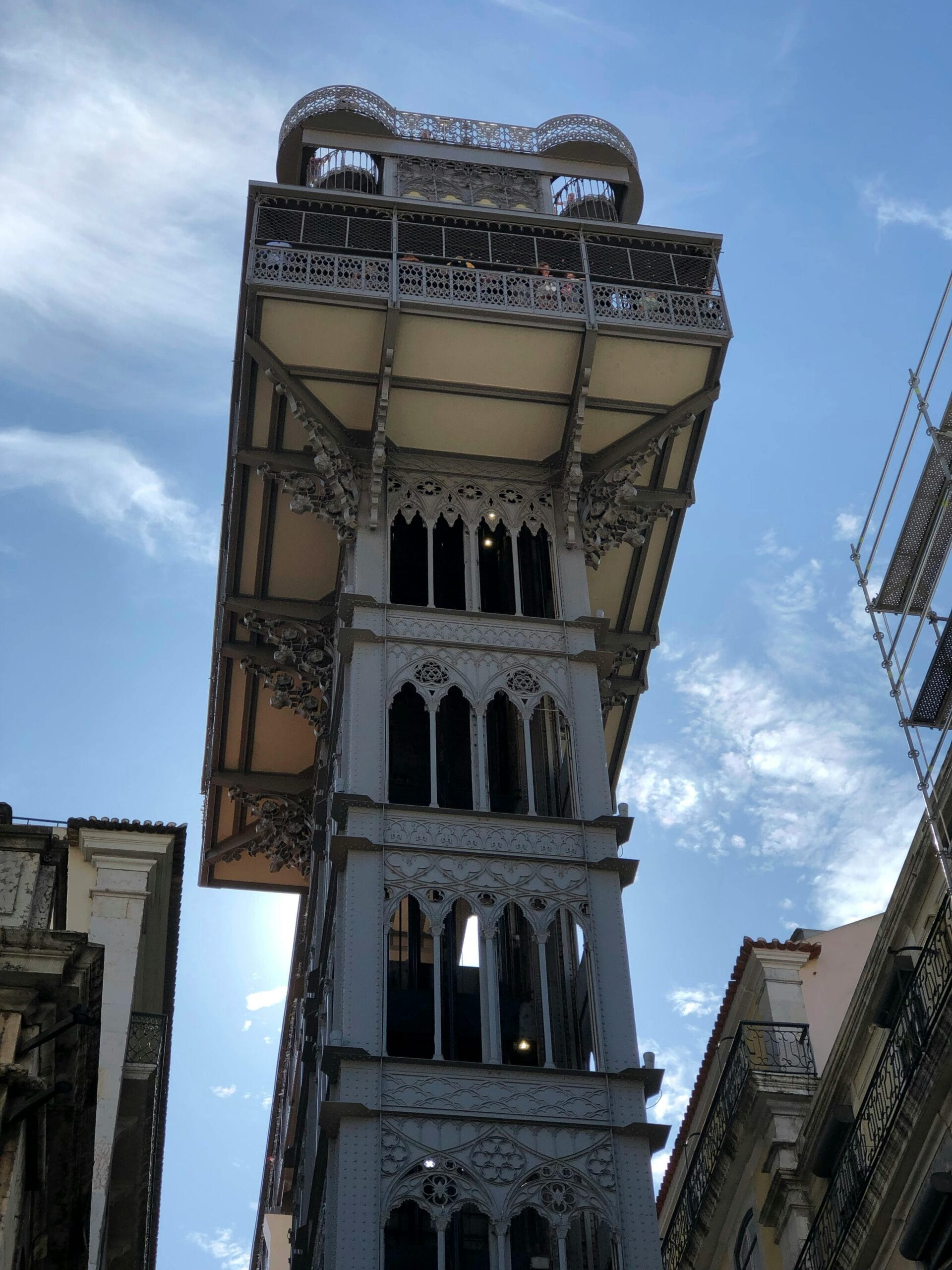 Wat te doen in Lissabon: Santa Justa lift